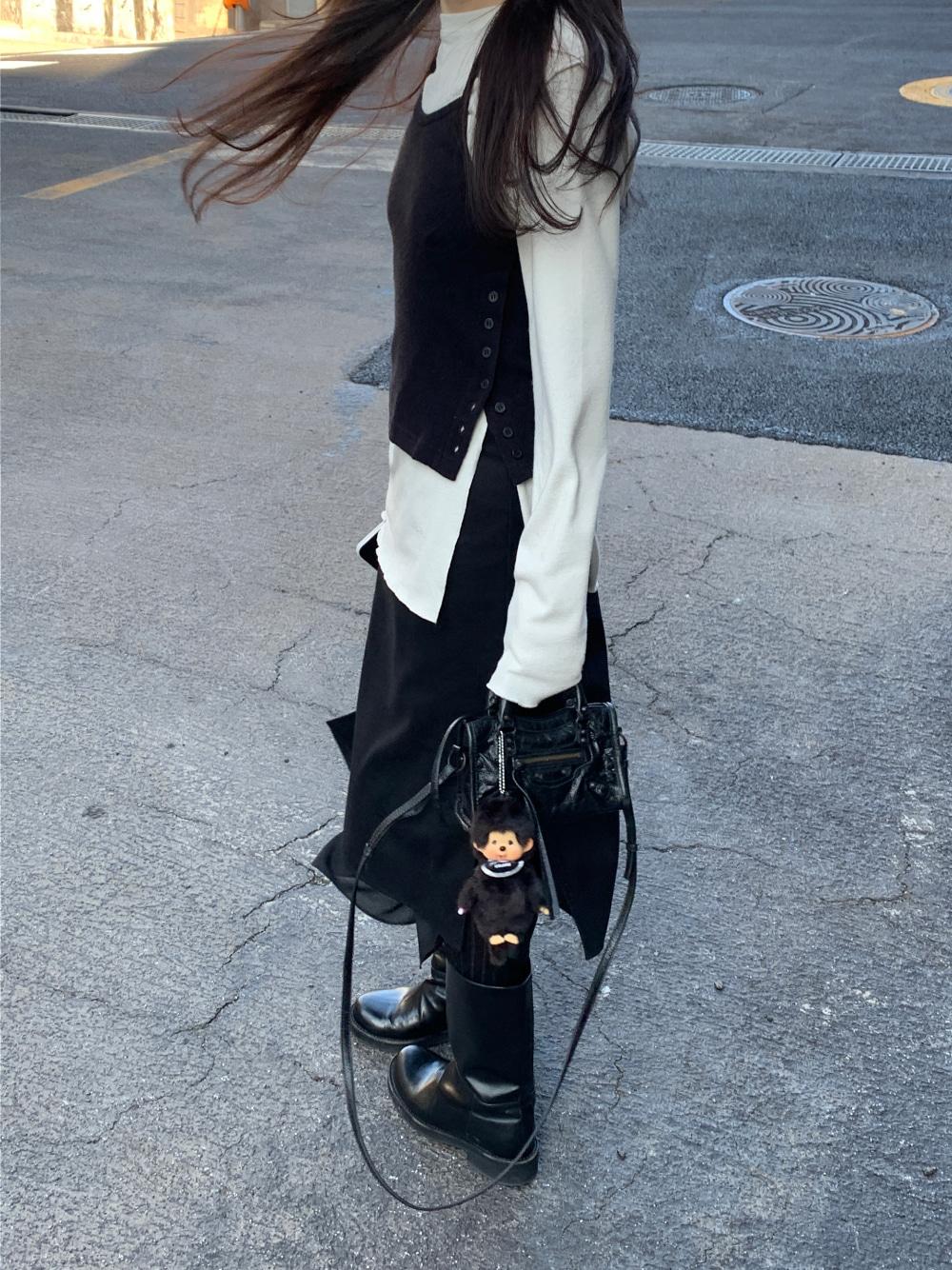 [리어스 제작] 윈터 슬릿 탑 (2colors)