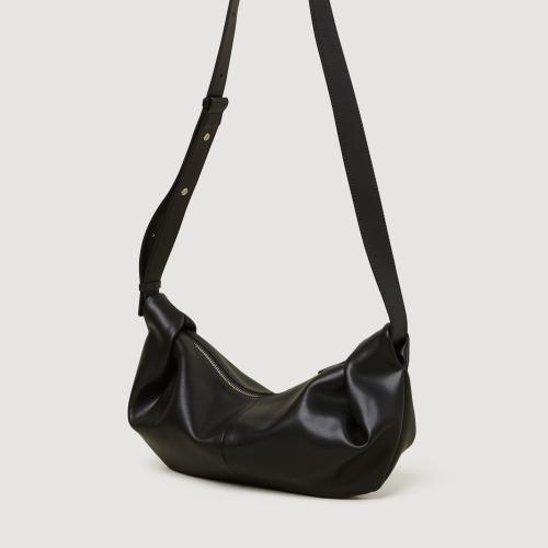 오위 슬링백 Ohwi Sling Bag Black