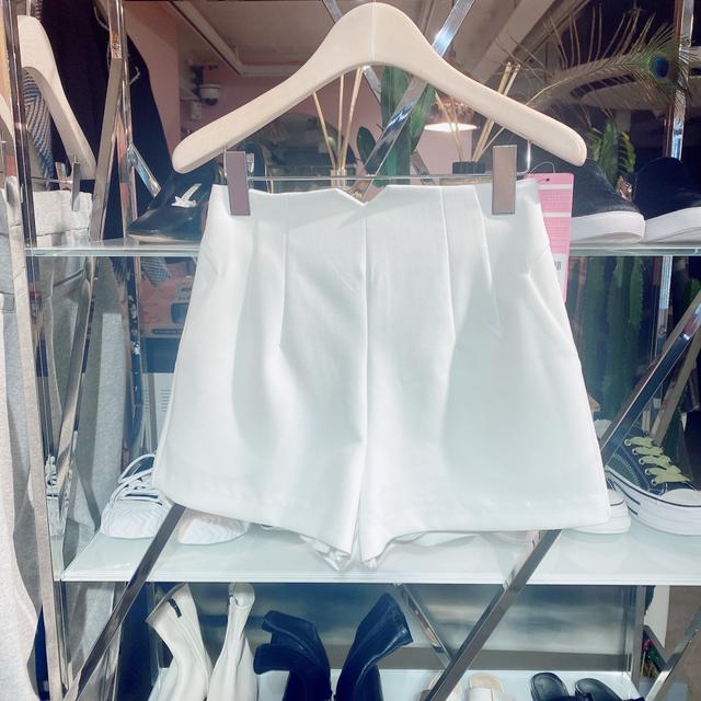가로수 하이웨스트 반바지
