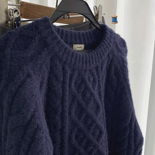 (unusually) sting twist knit (3color)