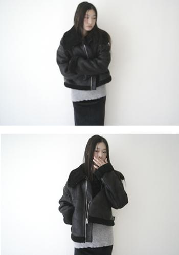 high-neck buckle mustang