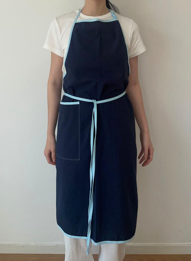 linen long apron / navy