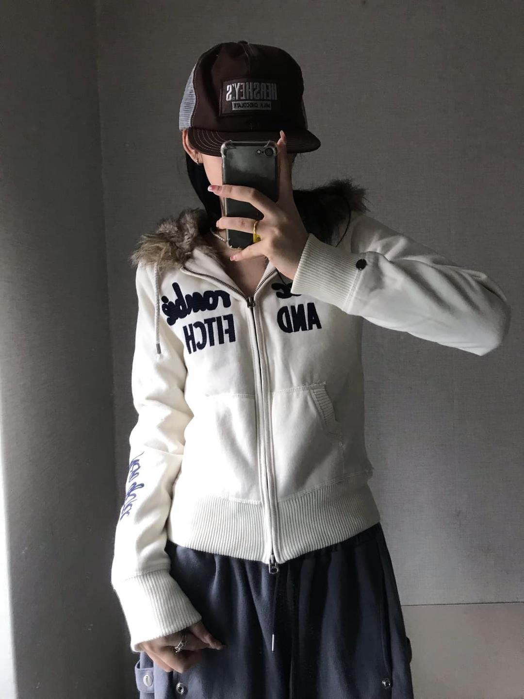 아베크롬비 아이보리 울프죠 후드집업 | 후루츠패밀리