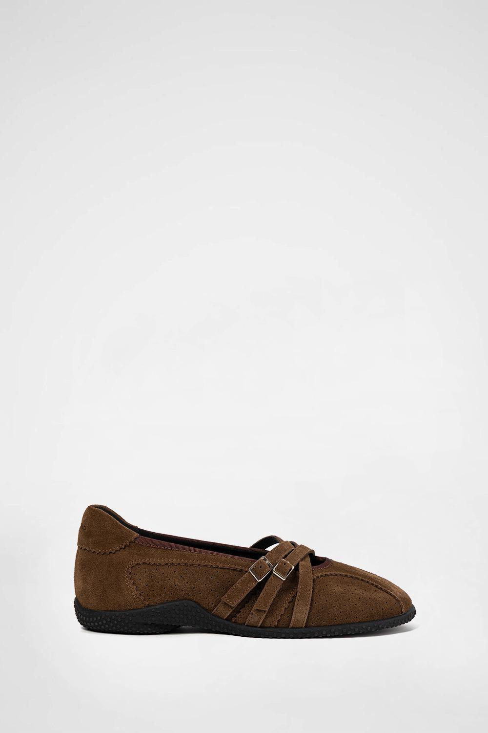 ARCELLE PINKING BELTED SNEAKERS BROWN