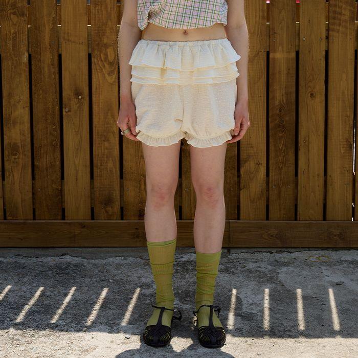 Frilled Pumpkin Shorts,Cream