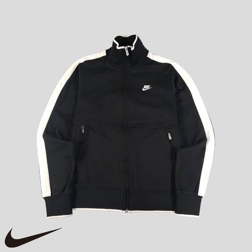 말퀴리  MARQURIE 나이키 블랙 00's 화이트 자수로고 사이드라인 집업 져지  SIZE M - 위시버킷