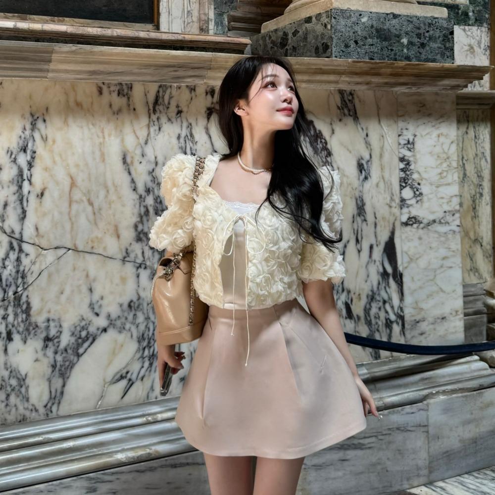 (clodite made) avant-fit balloon miniskirt  클로디테 제작 아방핏 벌룬 미니스커트