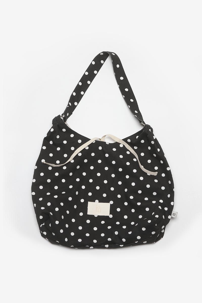 [2차 리오더] Dot hobo bag Black