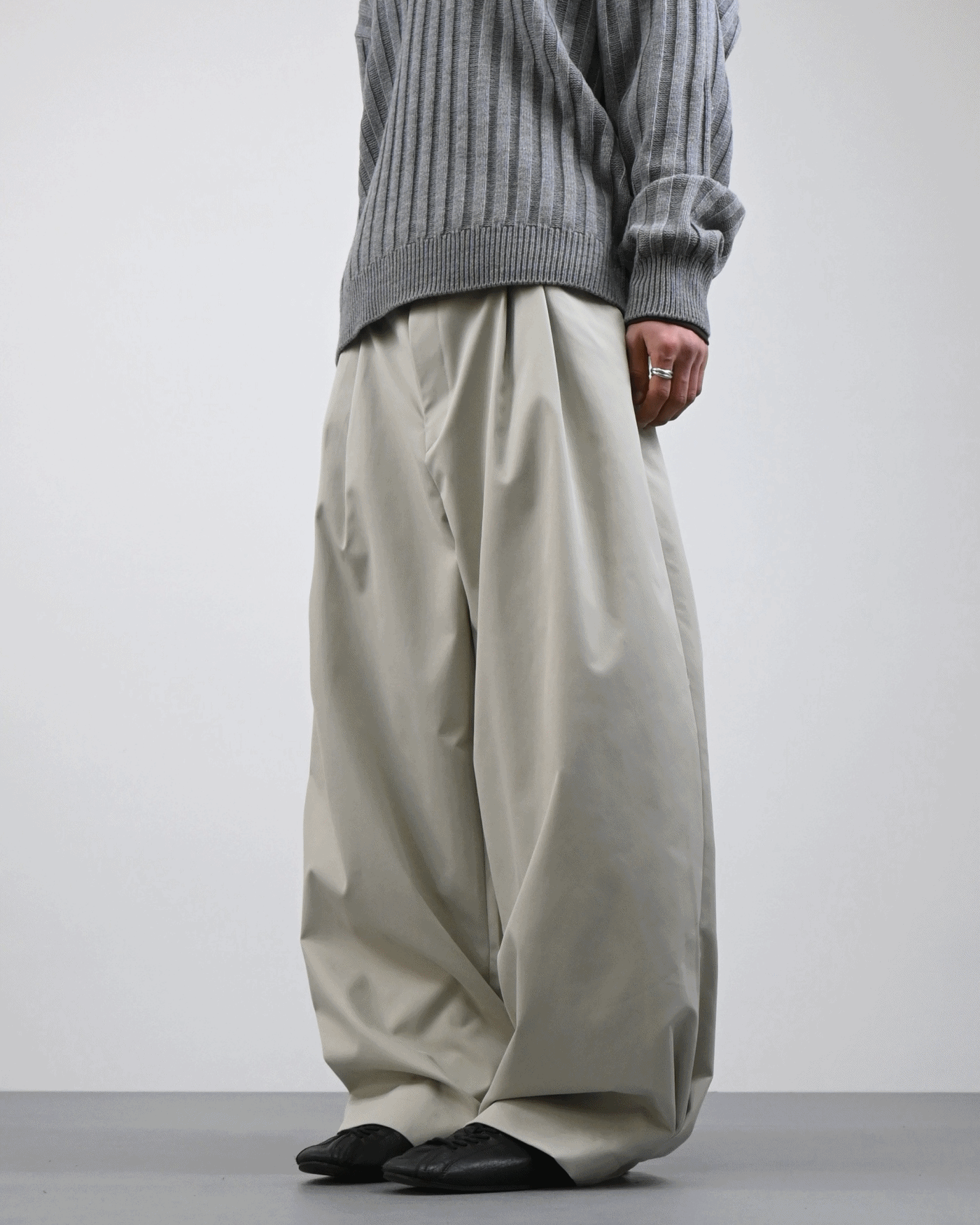 rudd side tuck slacks