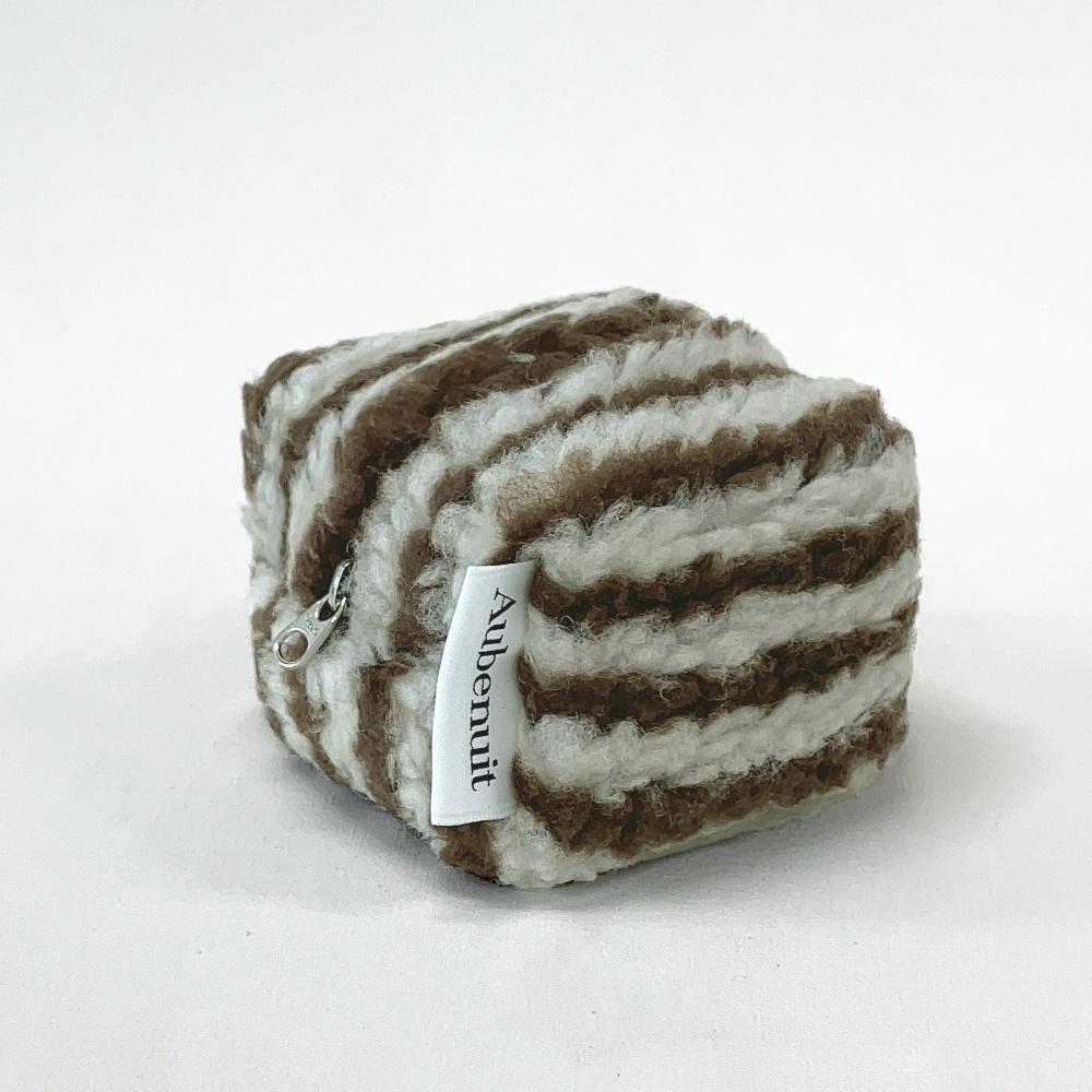 오브누잇 양털 큐브 파우치  스트라이프_브라운 S (키링 추가 가능)