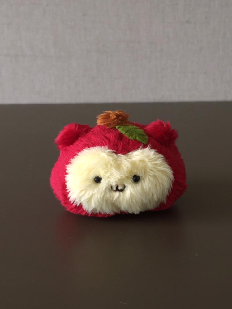 반쪽사과곰순이 키링 🍎