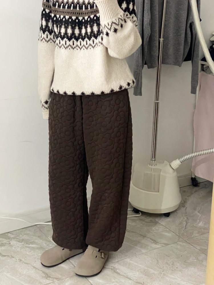 플라워 퀼팅 조거 팬츠[블랙 브라운] 스트링 조거 따뜻한 부드러운 겨울 귀여운