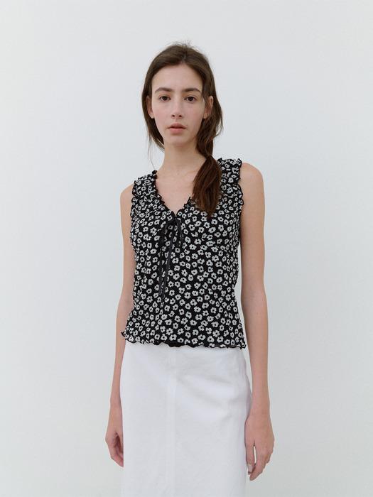 [단독] Reda Flower Top in Black