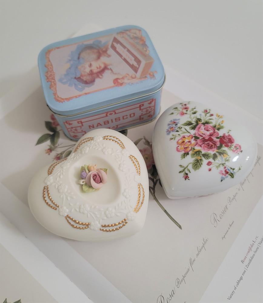 [중고]빈티지 하트 꽃 봉오리 뮤직 트링켓 박스