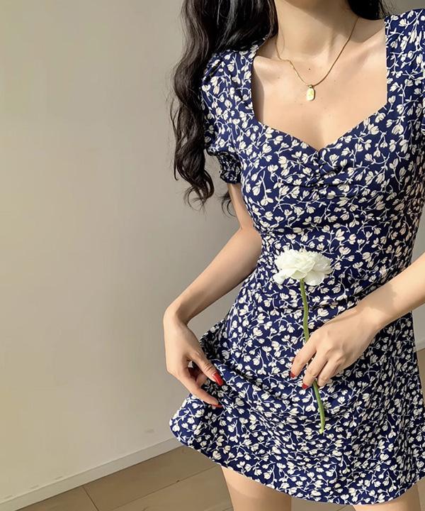 어썸클로젯 퍼프소매 숏 소녀 히피 힙한 블루 미니 꽃무늬 원피스