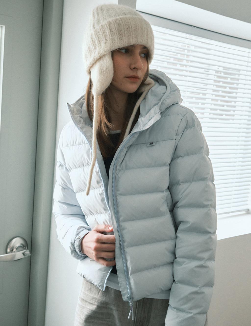 [1/21 예약배송] 구스다운 후드 라이트 패딩 점퍼 스카이블루 MDJP021SKYBLUE