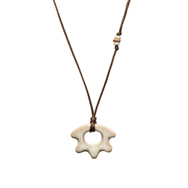 Mote Talisman _ sand (8/25)