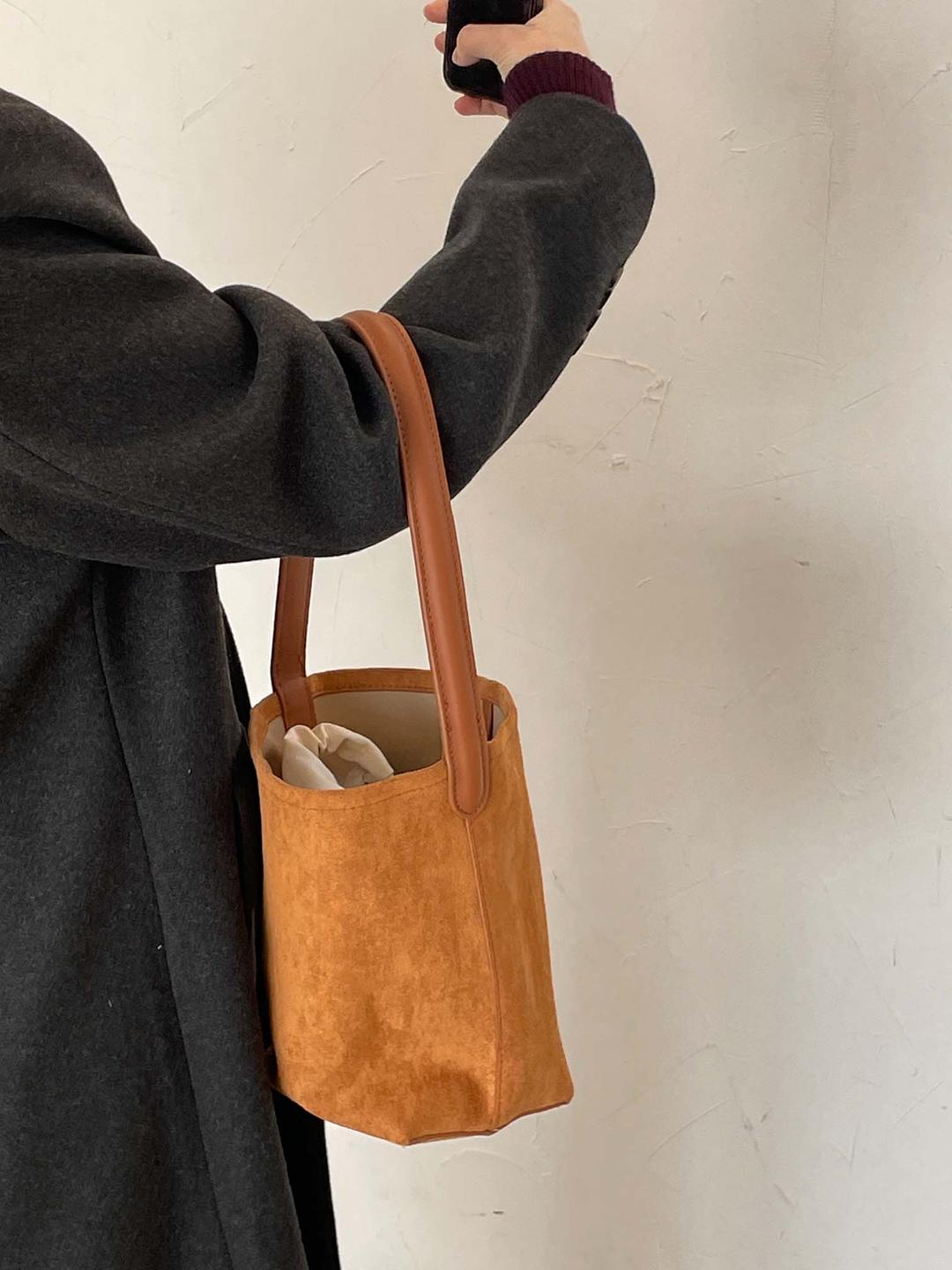 suede round inner bag
