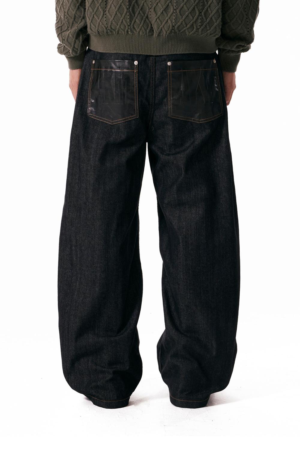 Leather Patch Denim Pants (Black)
