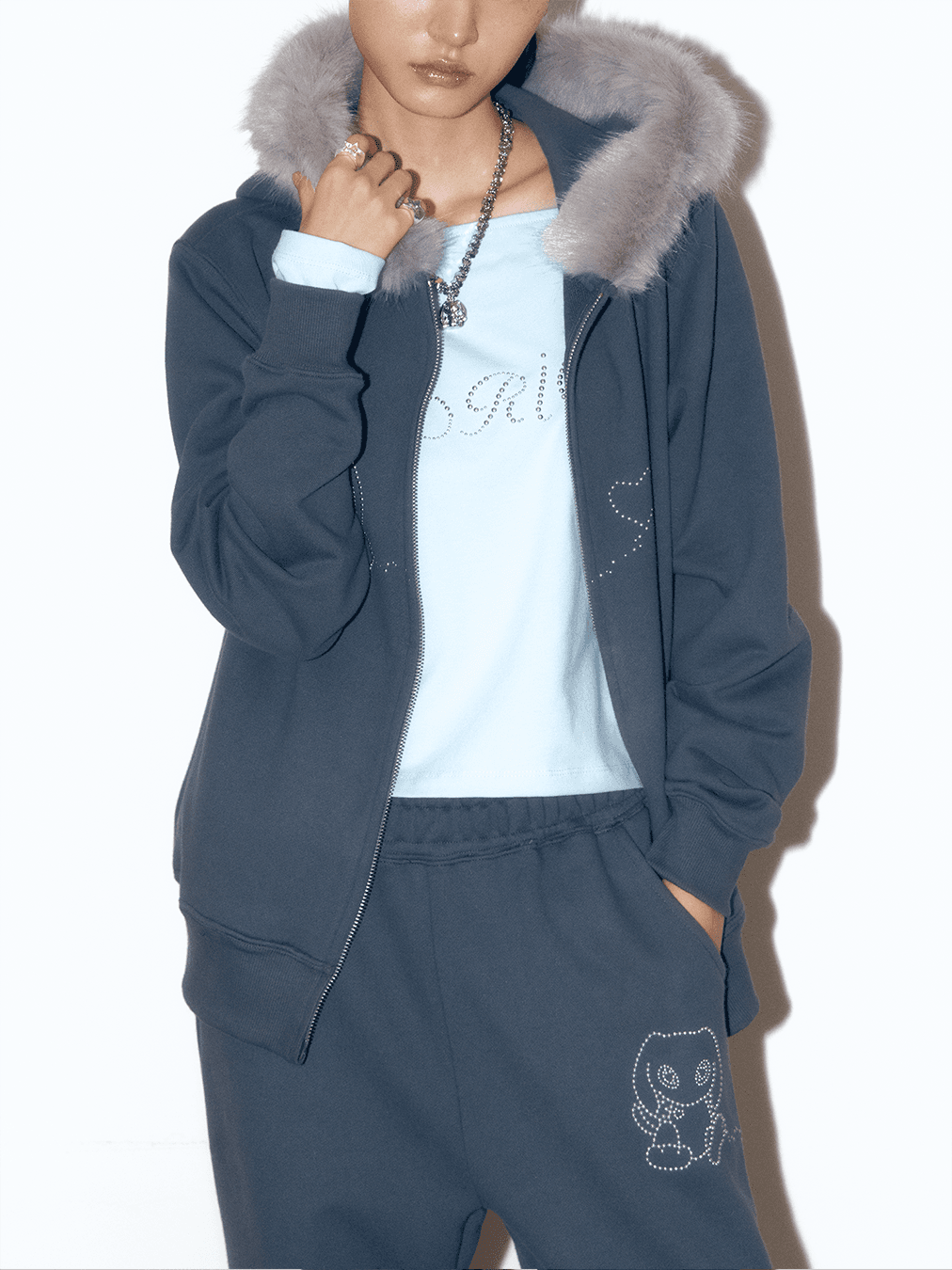 (9/26일 예약배송) (*RE-STOCK*)PORI’S LOVE (SET UP) FUR HOOD ZIP-UP - CHARCOAL