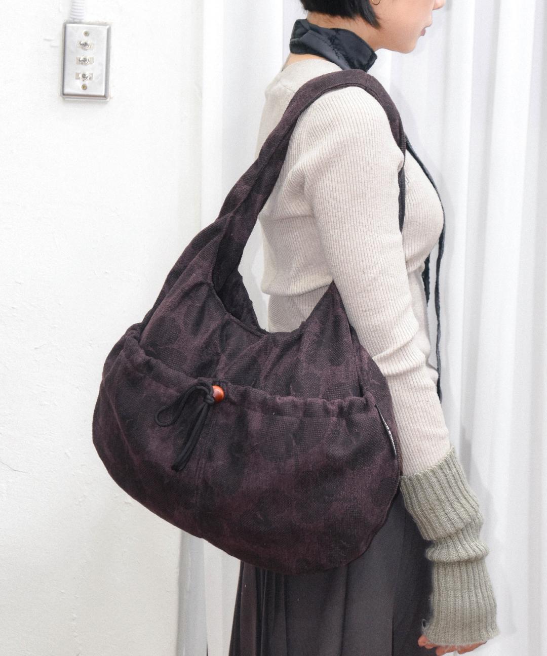 캔버스가든 둥그리 왕구슬백 - 적갈색, 가벼운 숄더백 여자 보부상 노트북 가방