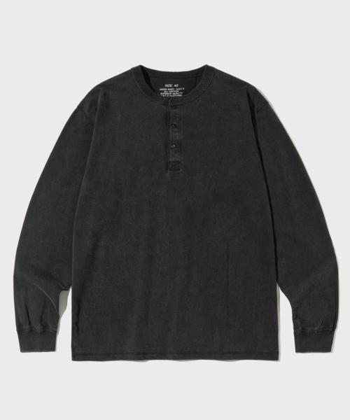 HENLEY NECK LONG SLEEVE TEE_VINTAGE CHARCOAL