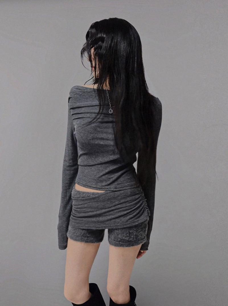CREE CUT-OUT DRESS SLIM FIT LONG-SLEEVED TOP 크리 컷아웃 드레스 슬림핏 긴팔탑