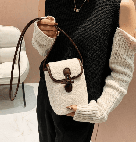 위드삐삐마켓 [당일출고/3color] 떡볶이 코트 가방 크로스 미니 데일리 포인트 귀여운 백 뽀글이