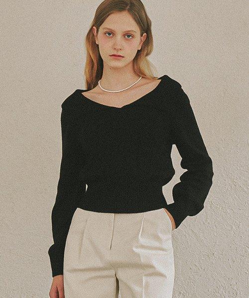 BIG COLLAR CABLE CROP KNIT BLACK