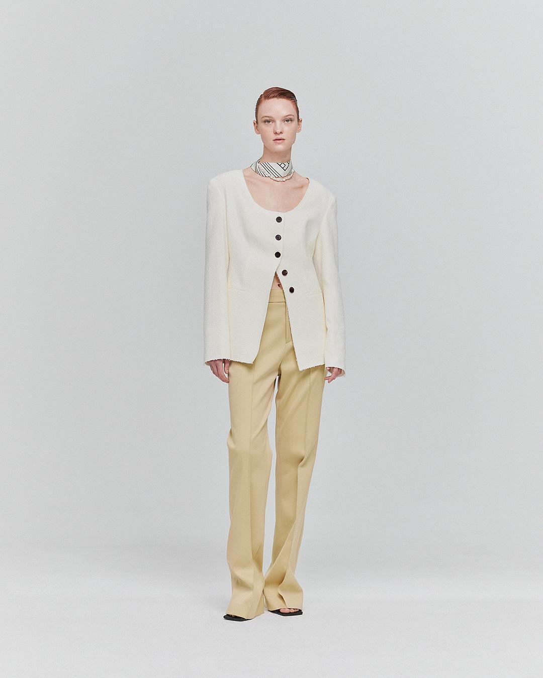 SCOOP NECK SLIM FIT JACKET2_IVORY