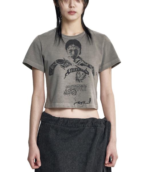 Pseudo Knight Cropped T-Shirt [DUSTY BEIGE]