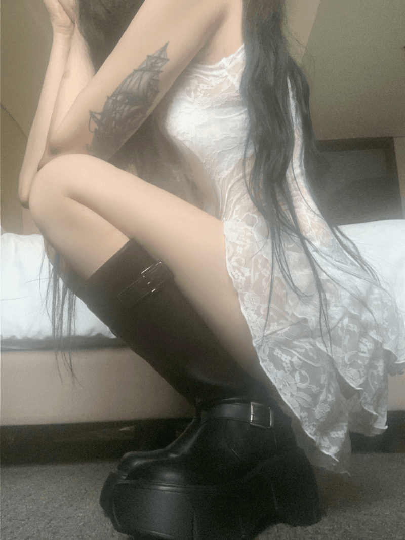 Sugena Platform Buckle Long Boots