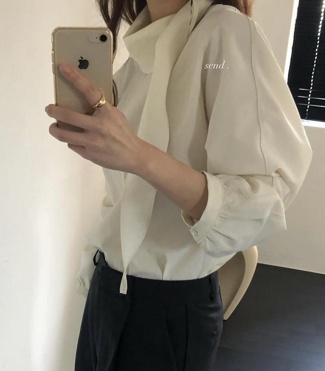 르플리에 리버 타이 블라우스 스카프 하객룩 bl