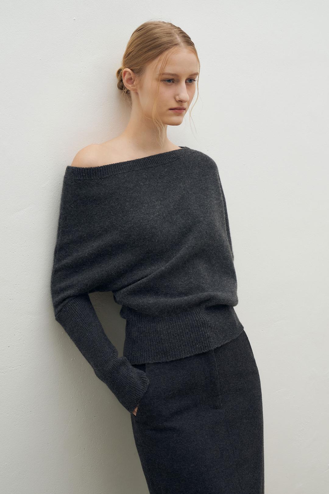 Baby Alpaca One-Off Shoulder Knit Top[LMBEWIKN301]-Charcoal[10/17 예약배송]