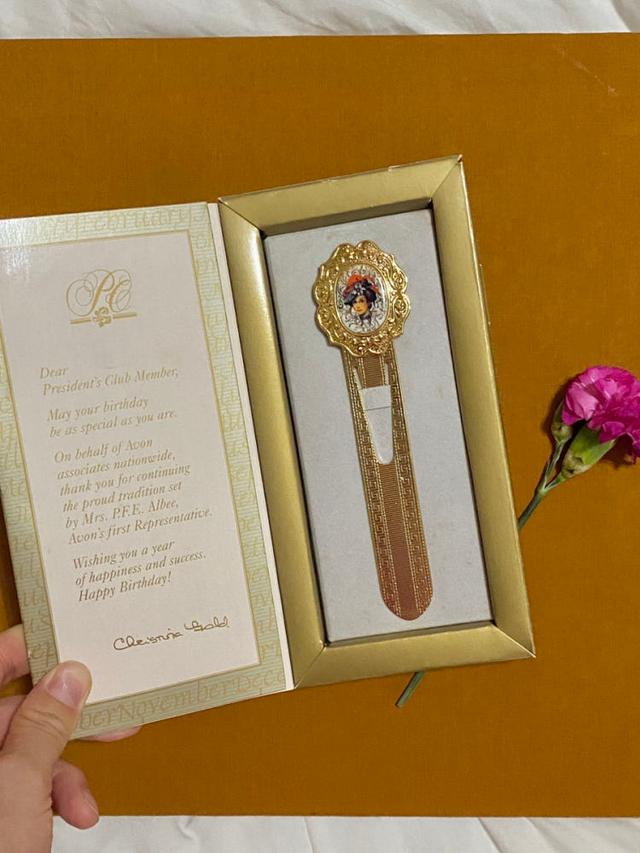 Avon Cameo Bookmark 에이본 카메오 북마크