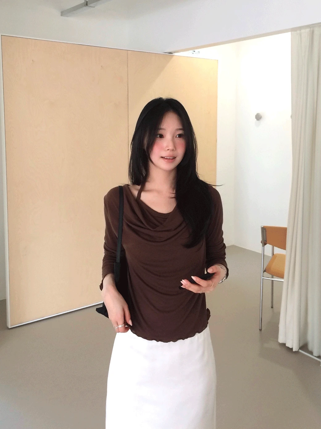 DA. Drape Halter Tee