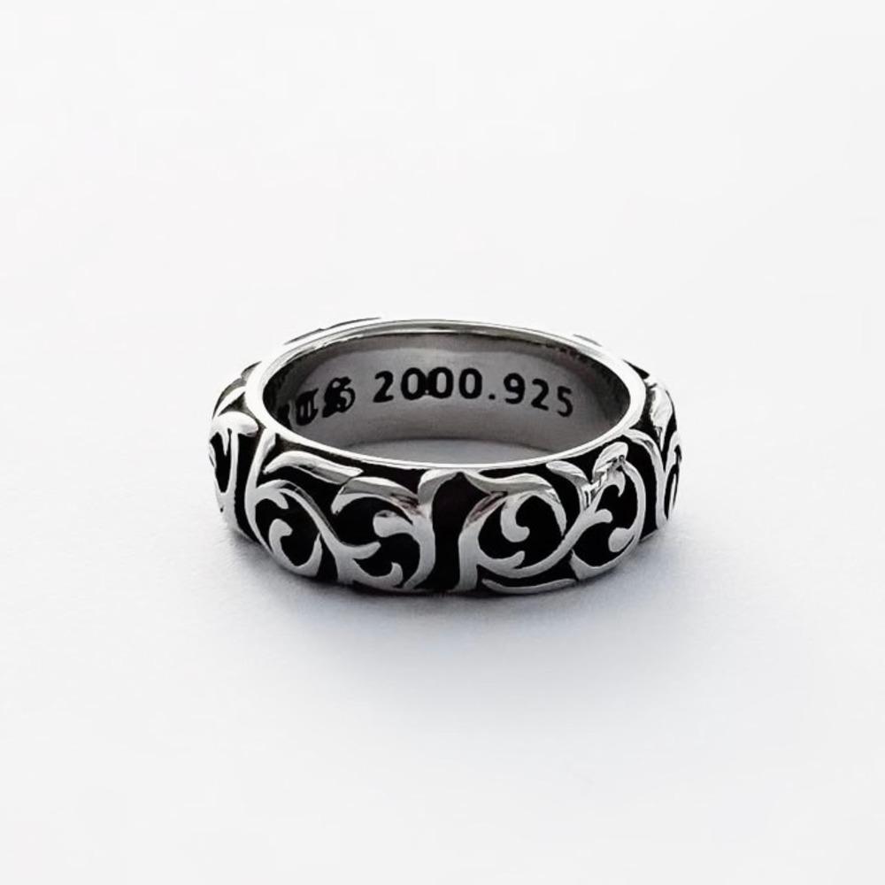 Black blush silver ring