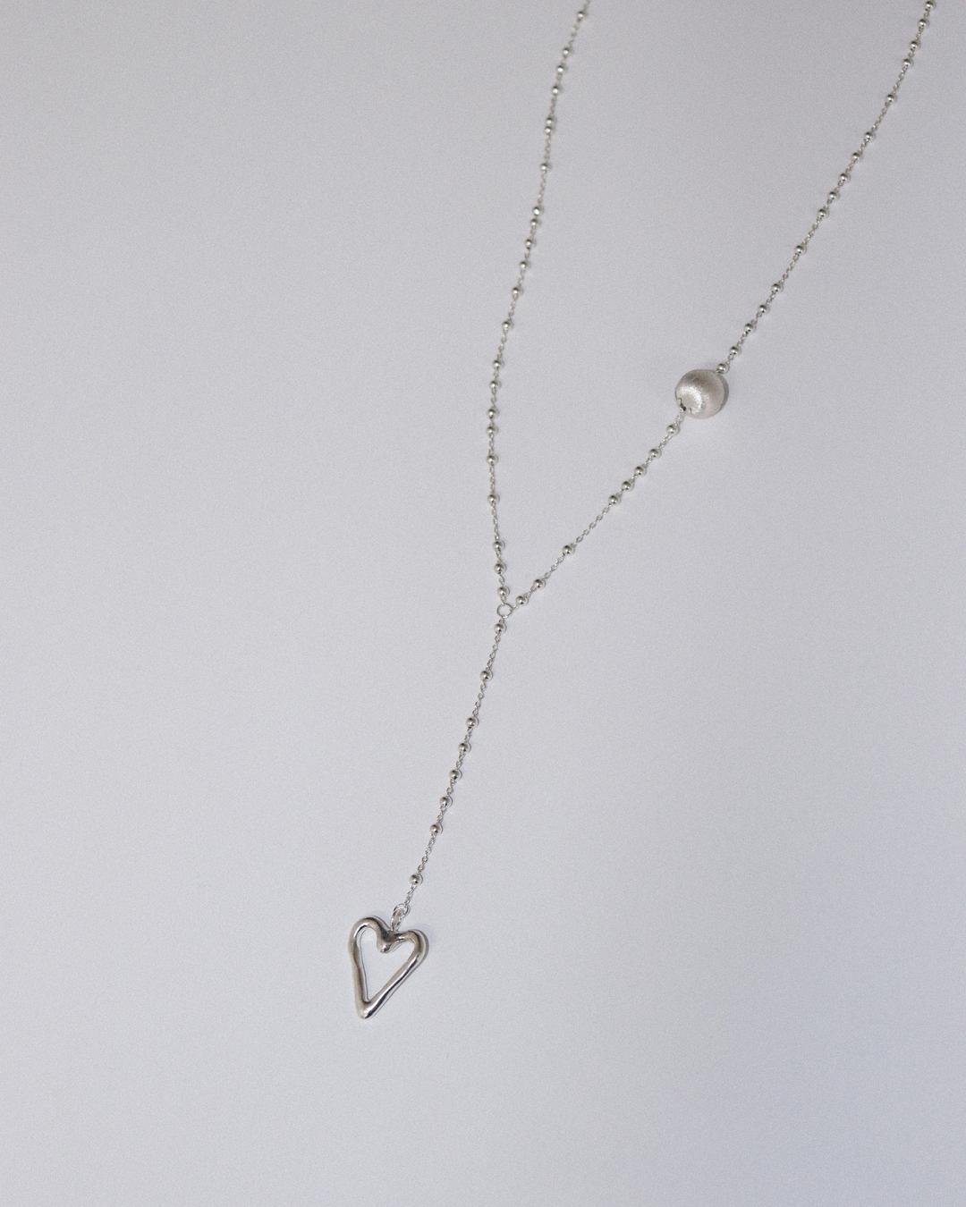 MELTING HEART NECKLACE