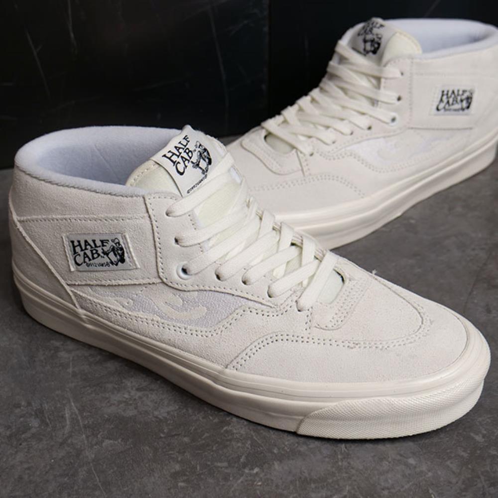 VANS 반스 하프캡 33DX 스니커즈 남성 여성 화이트
