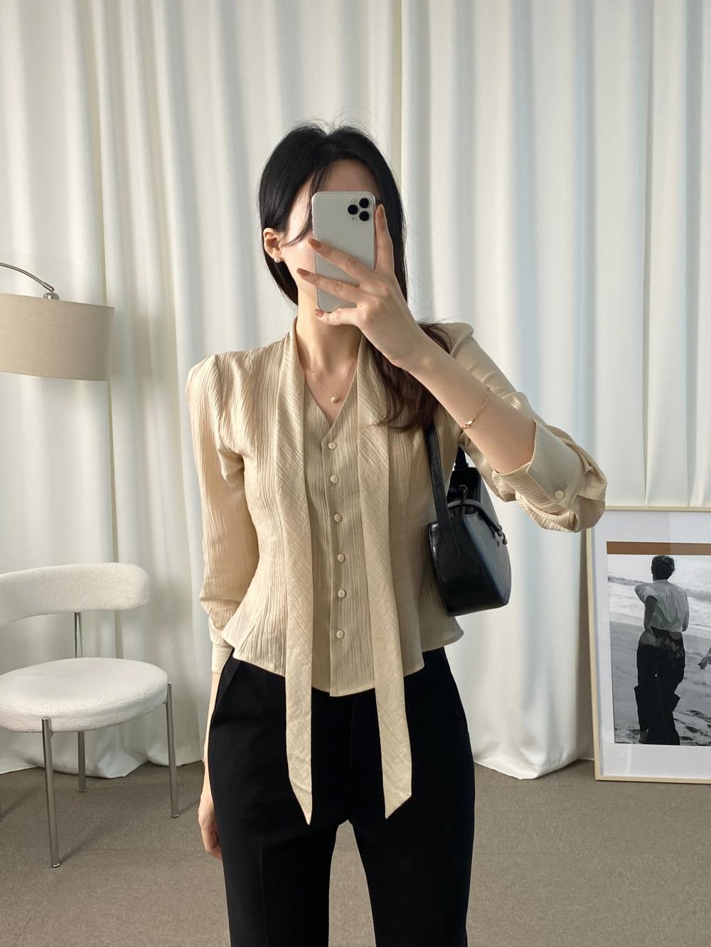 클레멘 타이 블라우스