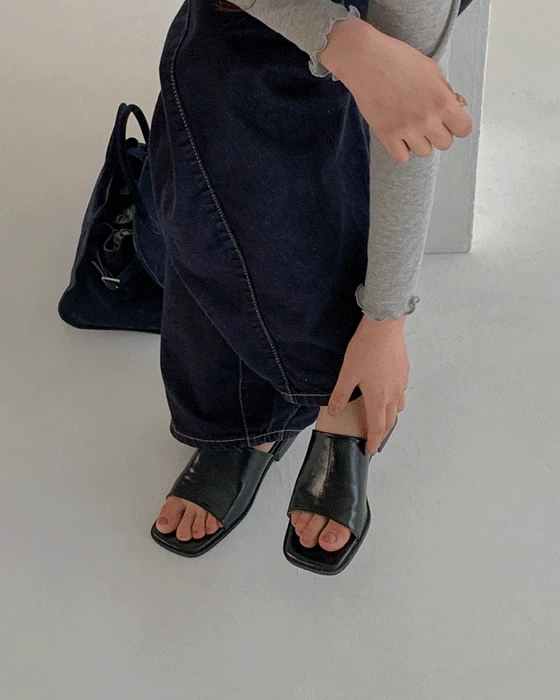 [발등러추천/왕발볼추천] 로브 말랑한 스퀘어 까짐없는 데일리 슬리퍼 블로퍼 (3cm)