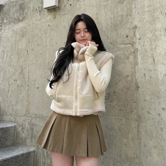 [도톰/포근] 버클 포인트 무스탕 조끼