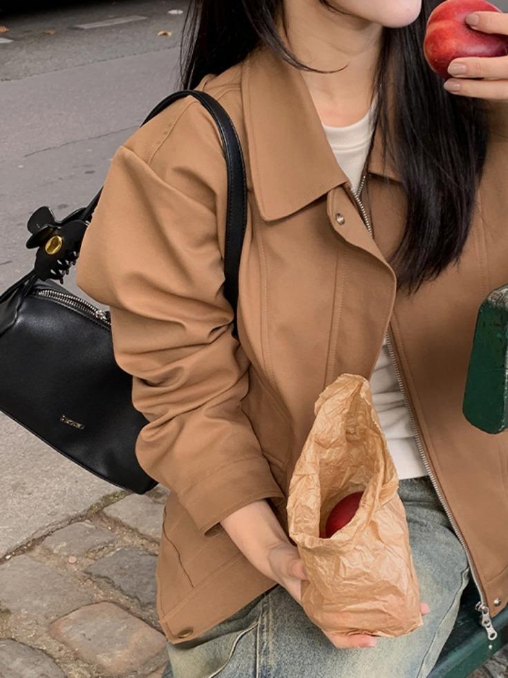 [프렌치감성/미니멀룩] [44-120] 케린트니 카라 플랩 포켓 자켓 (가을-신상-데일리룩-데이트룩-출근룩-여행룩-모던룩-클래식룩-빅사이즈-120사이즈-여리핏-이중지퍼-스냅버튼-가을아우터)