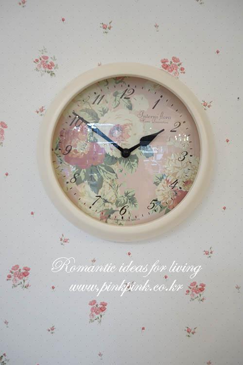 핑크 플로럴 원형 벽시계