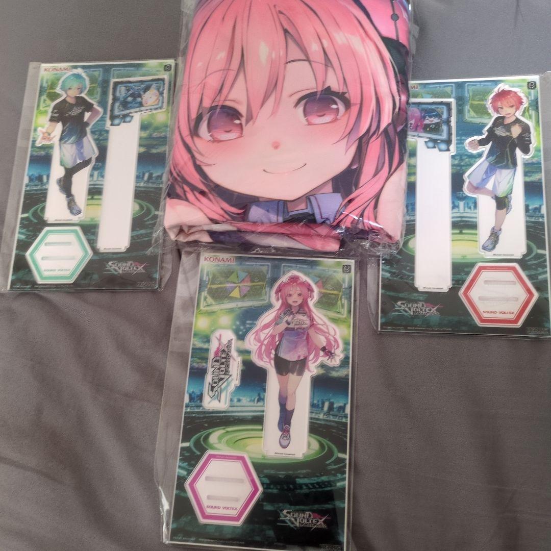 SDVX レイシス ロングクッションカバー アクリルスタンド3種セット