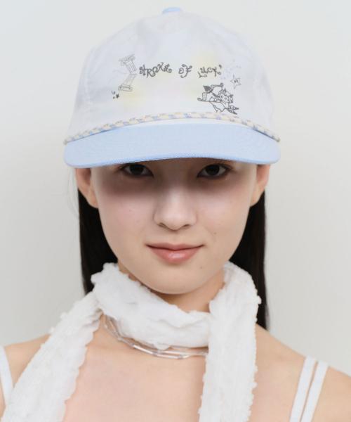 Strap Trimmed Graphic Cap [White]