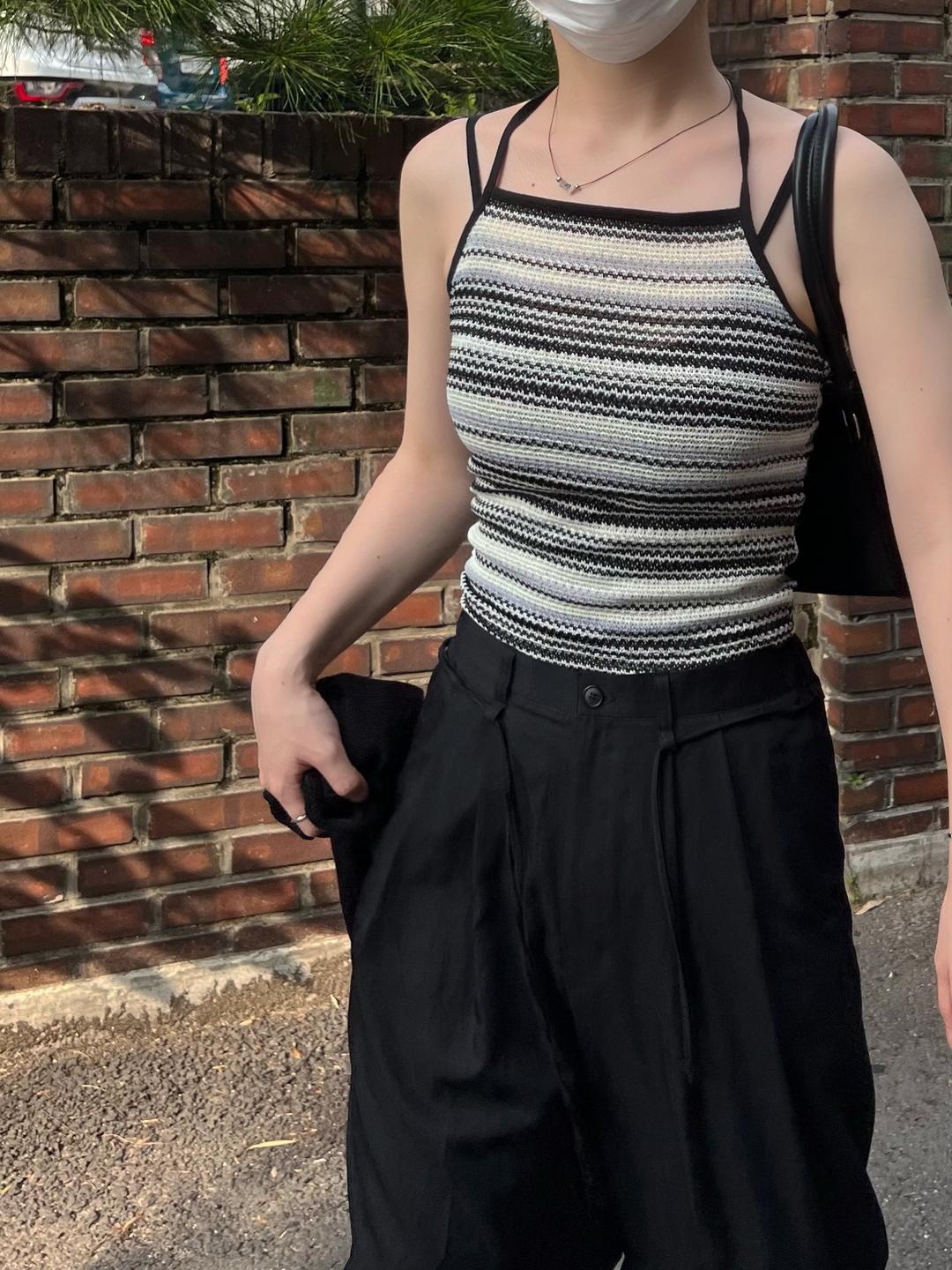 홀터넥 니트 탑