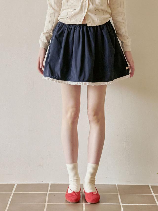 SCALLOP LACE SHIRRING MINI SKIRT_NAVY (EEOU2SKR02W)