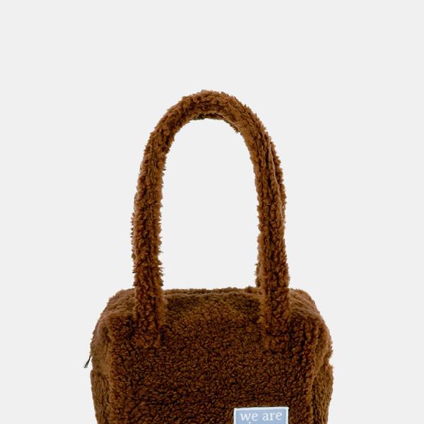Handy pouch (furry choco brown) 10/14 순차배송