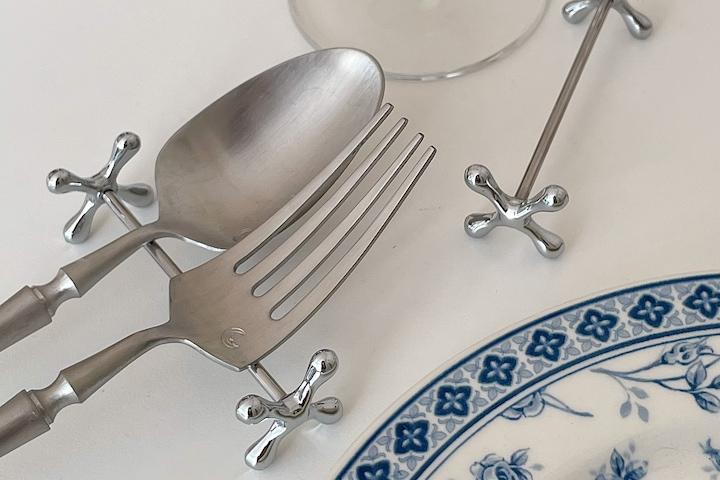 크로스 커트러리 받침 양식기 수저 포크 젓가락 레스트 스텐 실버 덤벨